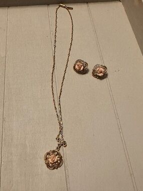 1928 Brand Gold-Tone Vintage Necklace and Stud Earrings with Pink Rose Accents